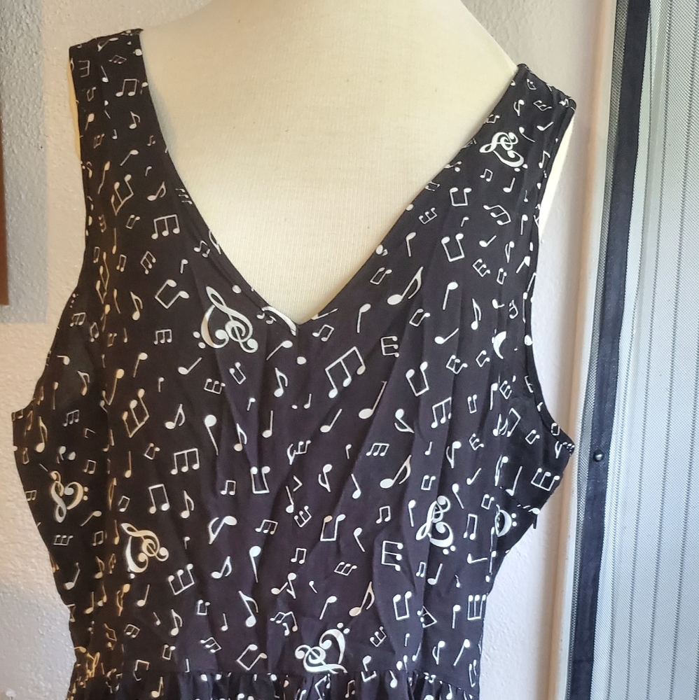 Hot Topic Dress